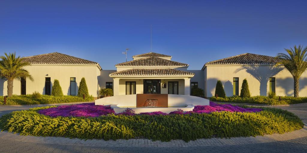 Las Colinas Golf & Country Club 4*