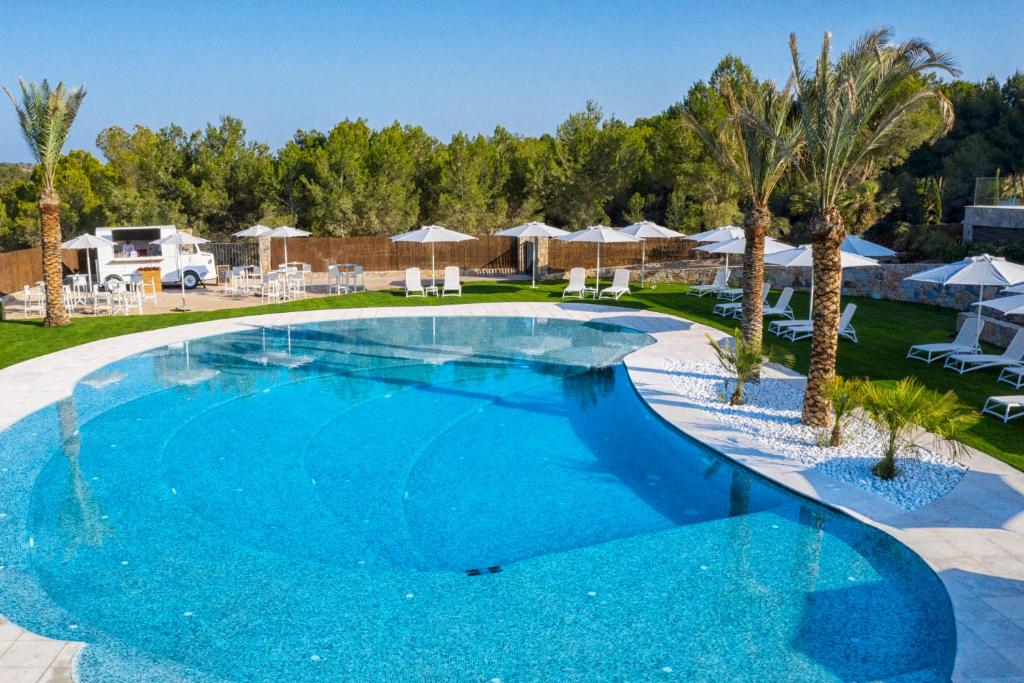 Las Colinas Golf & Country Club 4*